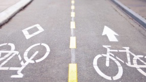 Des pistes cyclables temporaires... Les modes de transports alternatifs à l'étude